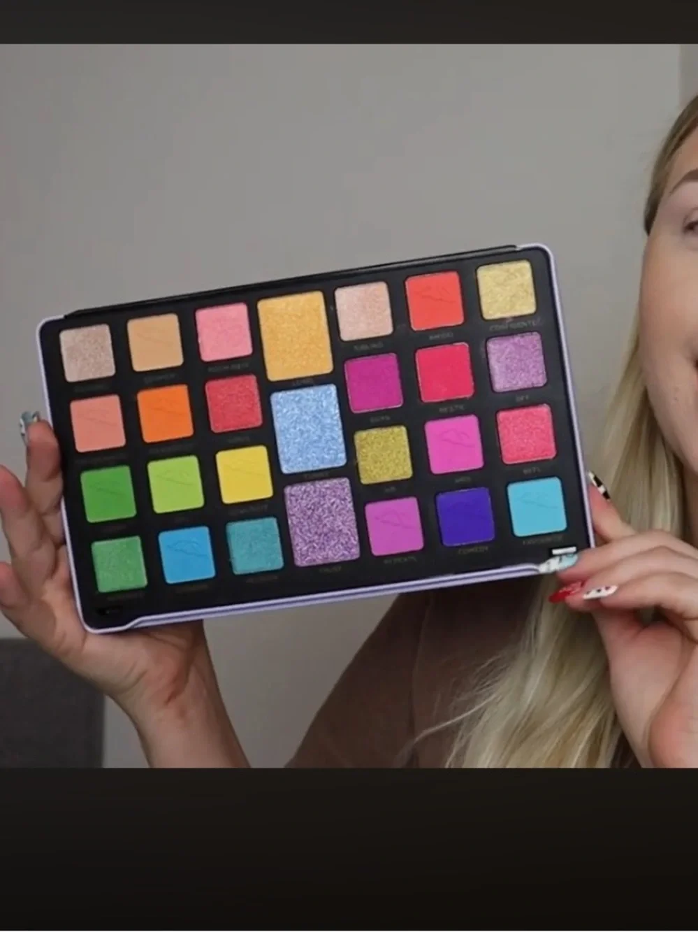 Makeup Revolution comes sheet